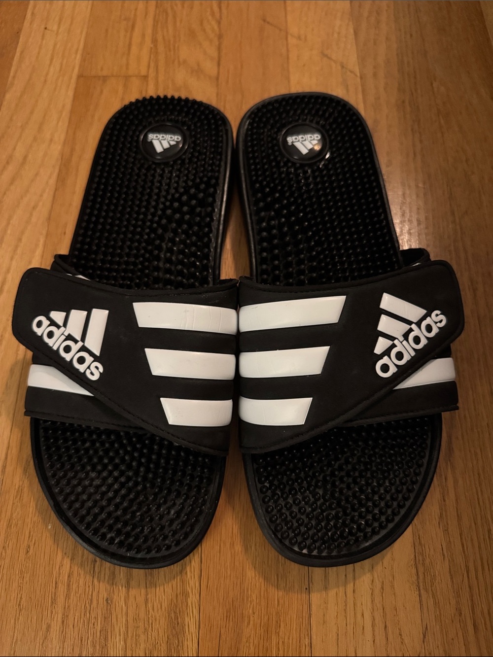 Adidas Adissage Black & White Slide Sandals Textured Footbed recovery massage